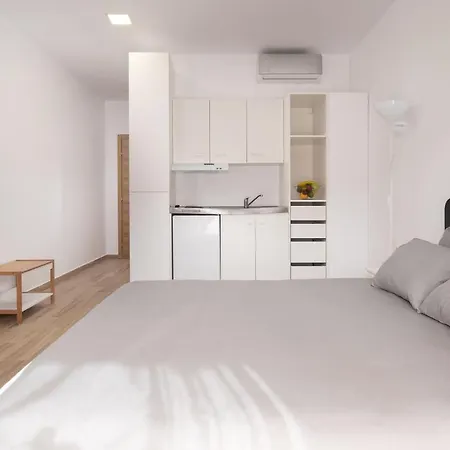 Les Oliviers - Studios & Apartments Vourvourou Exterior foto
