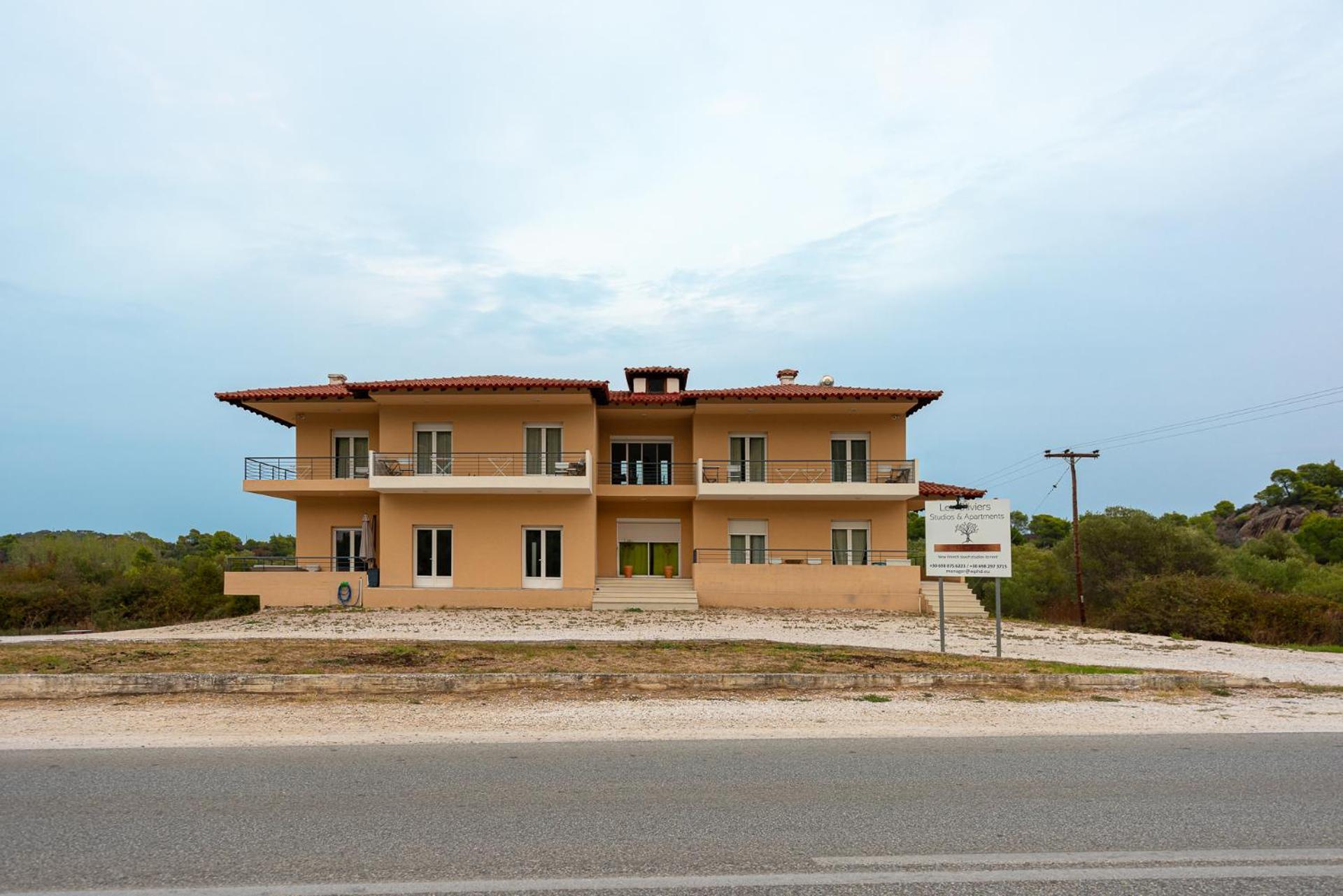 Les Oliviers - Studios&apartments Vourvourou